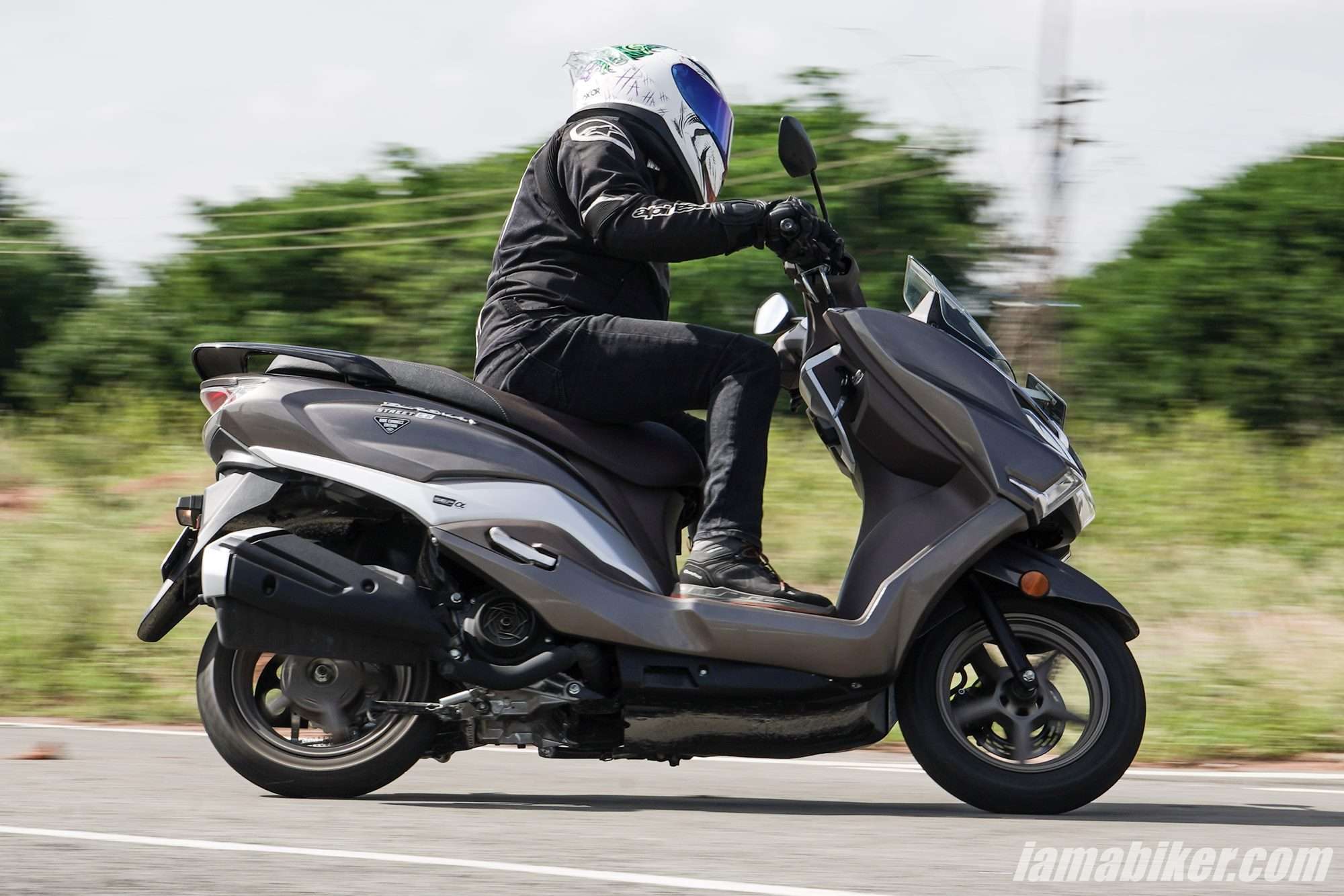Suzuki Burgman Street EX A Comprehensive Review