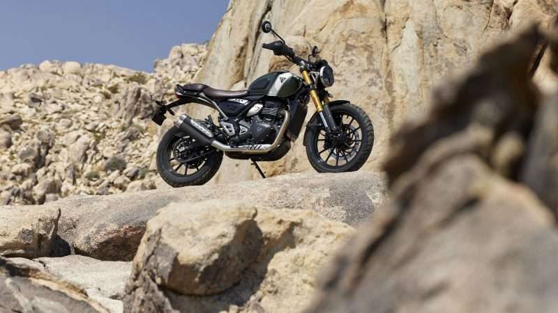 Triumph Scrambler 400 X wallpaper