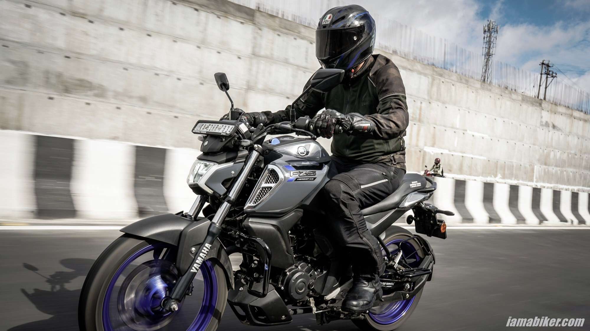 2023 Yamaha FZS- Fi V4 HD wallpapers