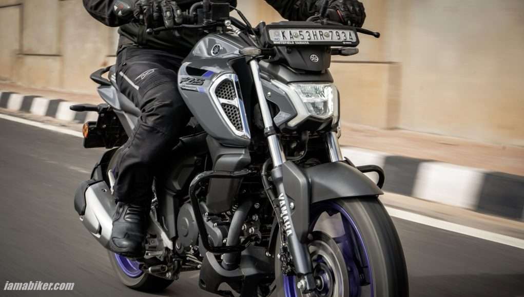 2023 Yamaha FZS- Fi V4 HD wallpapers