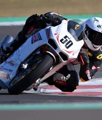 IDEMITSU Honda Racing India team rider Kavin Samaar Quintal in Race 2 of Round 4 of 2023 ARRC