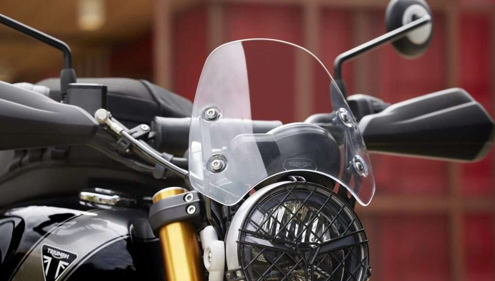 triumph-speed-400-scrambler-400x Front-fly-screen-accessories