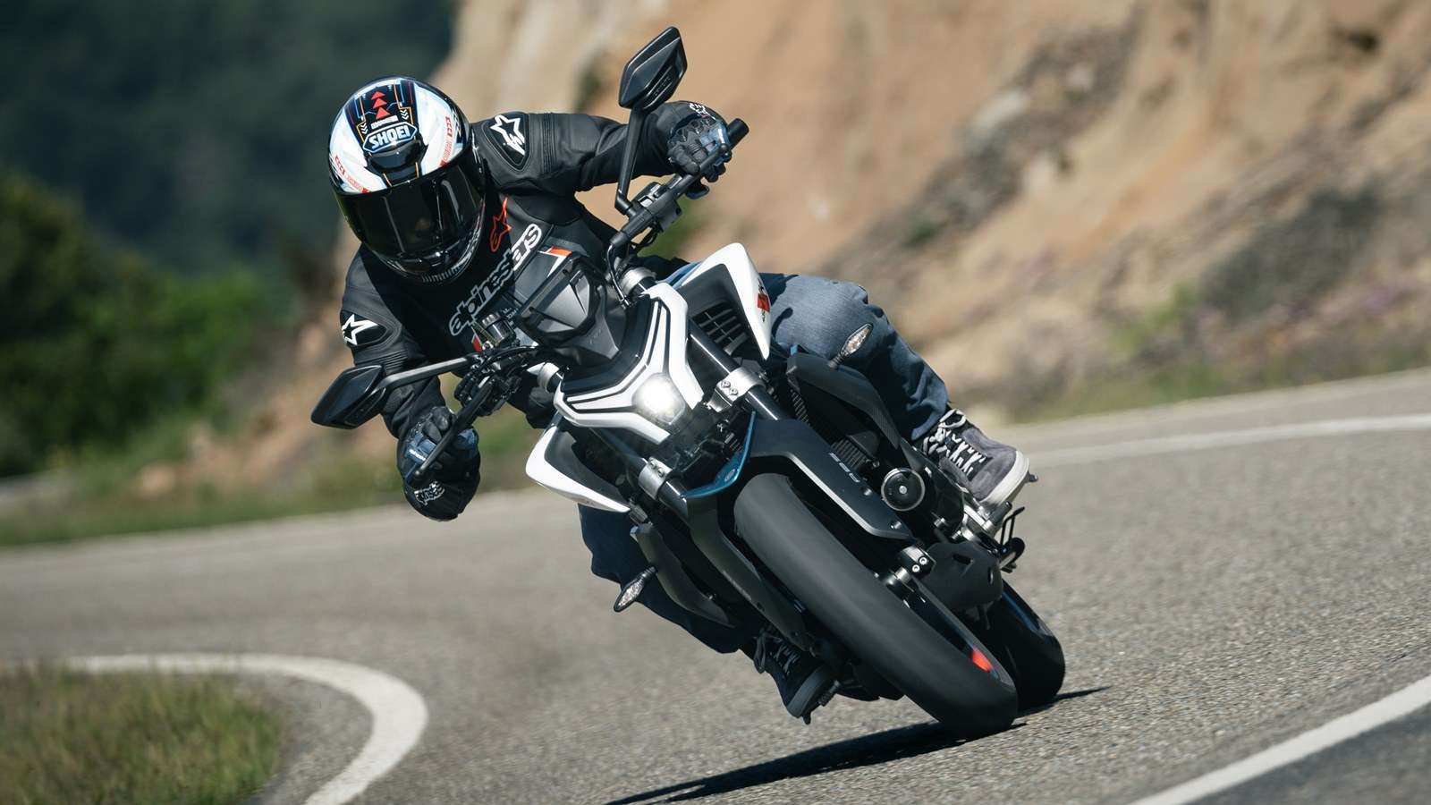 2024 CFMoto 450NK