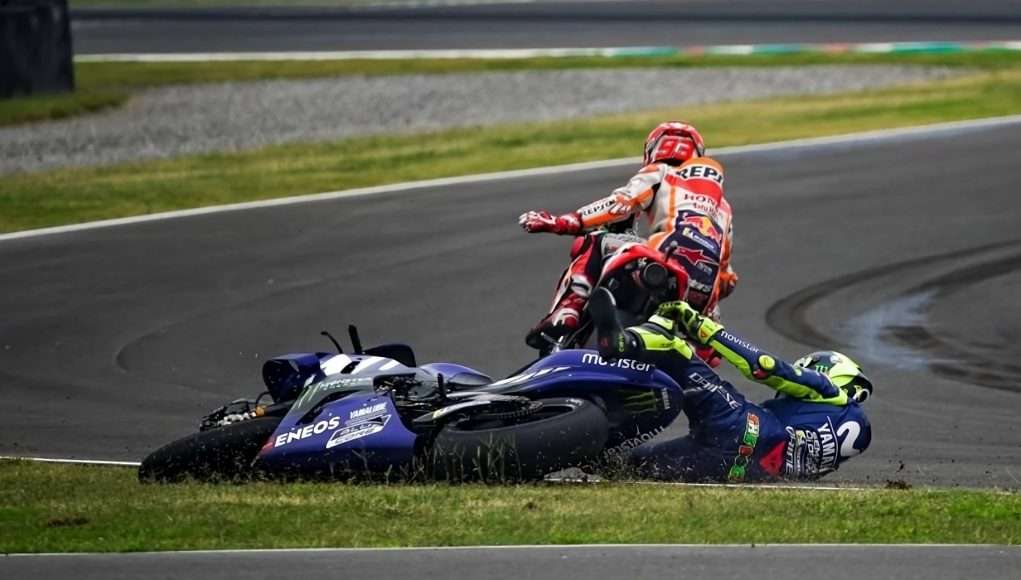 Rossi Marquez crash 2018