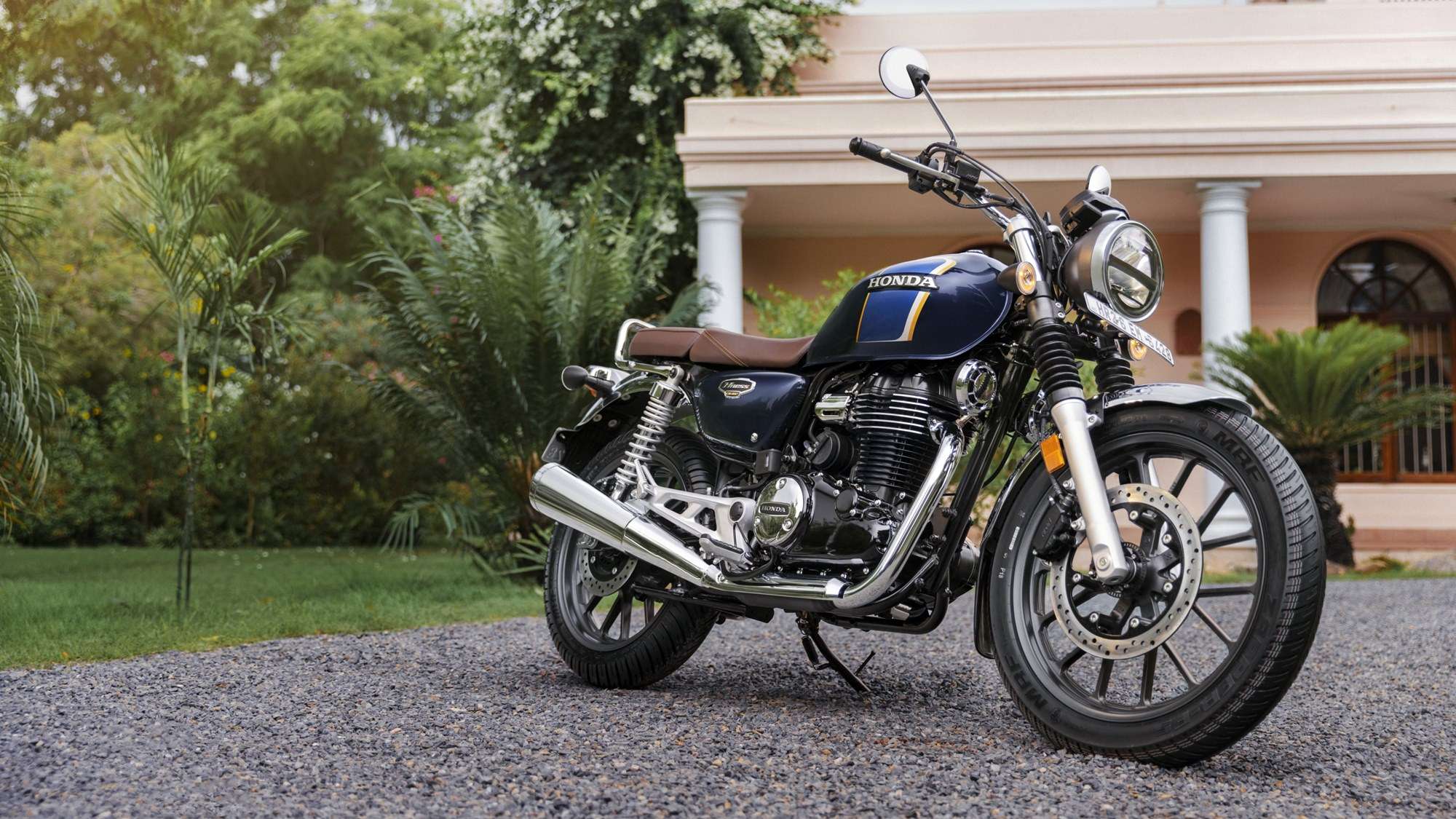 H'ness CB350 Legacy Edition