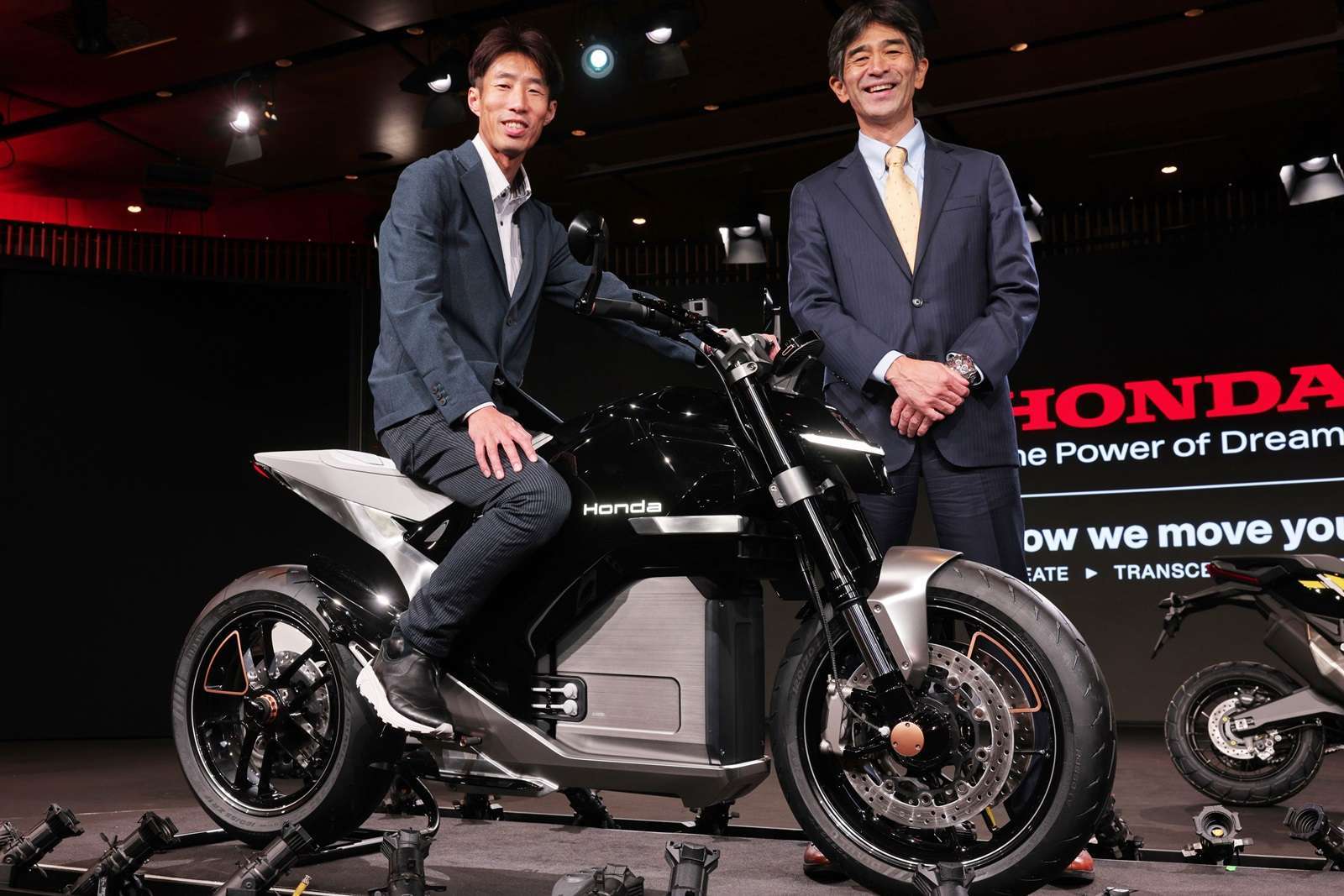 Honda unveils 2 electric models at EICMA 2024 Motorcycle News